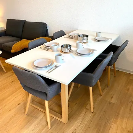 Апартаменты Grosszuegiges Mit Ausblickg, Ruhig Gelegen Und 5 Min Zur Autobahn Ottendorf-Okrilla